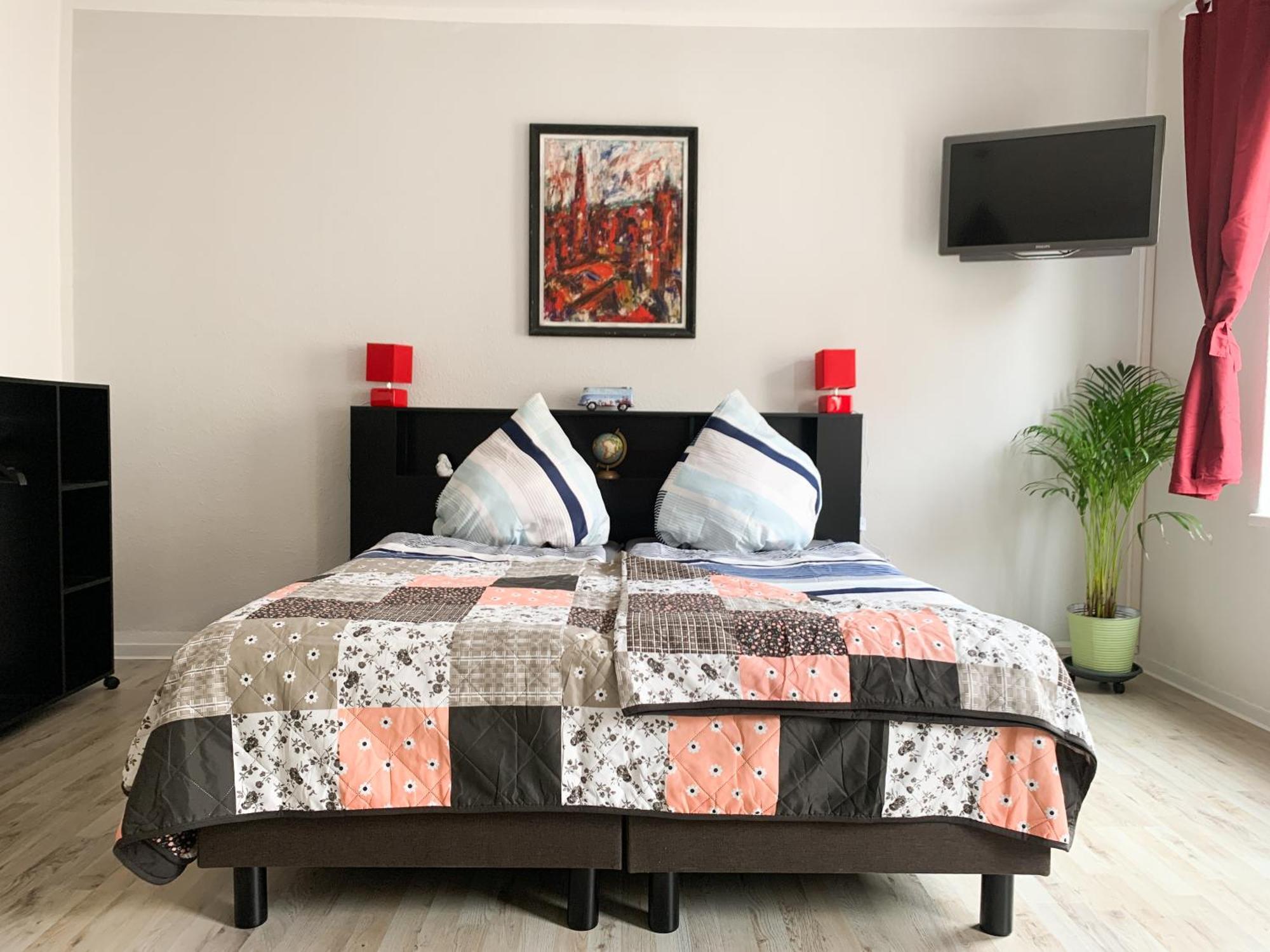 Citywohnung Mit Gartenzugang 슈베린 외부 사진