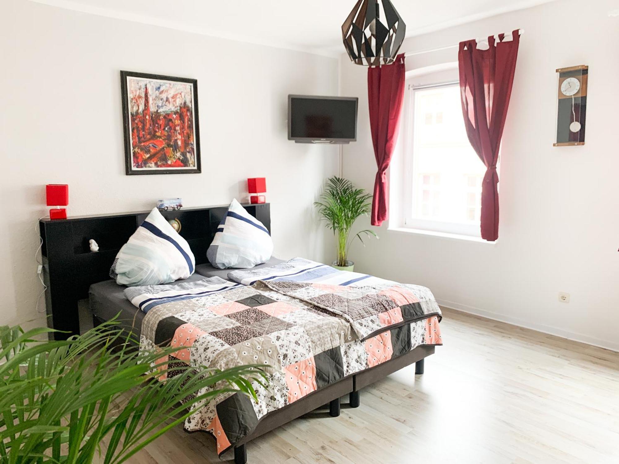 Citywohnung Mit Gartenzugang 슈베린 외부 사진